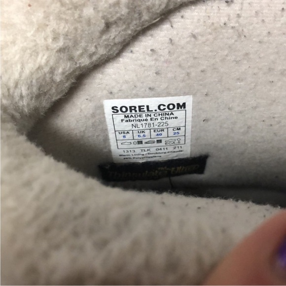 Sorel Thinsulate Waterfall Winter Boots - Picture 6 of 8